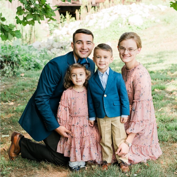 Kayla Howard - Picture 8 of 16